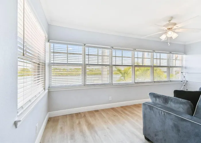 Waterfront Resort-style 3 Min To Beach! Apartamento Clearwater Beach
