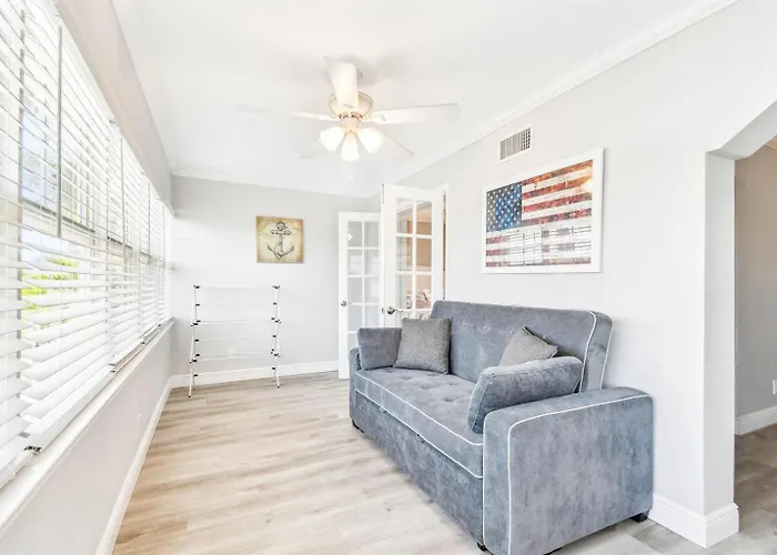 Waterfront Resort-style 3 Min To Beach! Apartamento Clearwater Beach