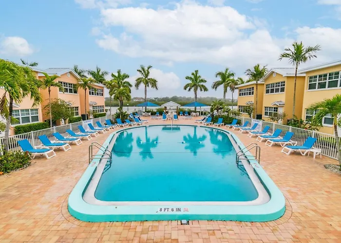 Waterfront Resort-style 3 Min To Beach! Apartamento Clearwater Beach