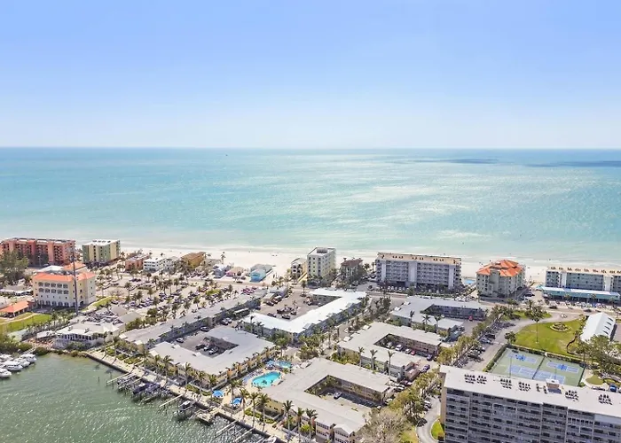 Waterfront Resort-style 3 Min To Beach! Apartamento Clearwater Beach