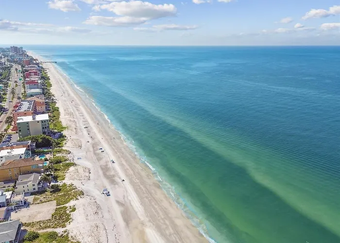 Waterfront Resort-style 3 Min To Beach! Apartamento
